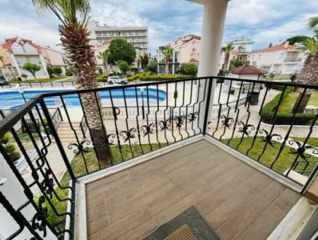 Villa Zum Verkauf In Didim, 150M Vom Meer Entfernt, Mit Pool, Tennisplatz, Basketballplatz, Sicherheit Und In Einem Komplex