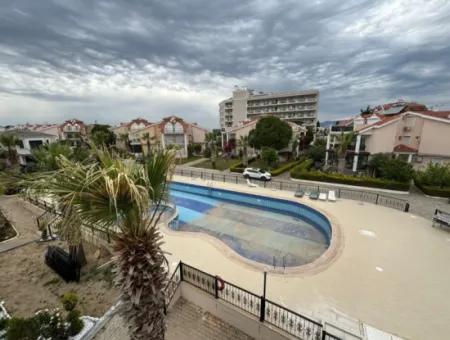 Villa Zum Verkauf In Didim, 150M Vom Meer Entfernt, Mit Pool, Tennisplatz, Basketballplatz, Sicherheit Und In Einem Komplex