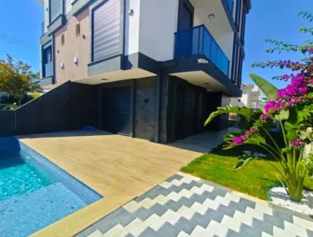 Villa Zu Verkaufen In Didim - 900M Zum Meer Villa Mit Pool Und Garten - Villa In Didim