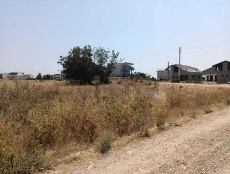 Land For Sale In Didim - 4 Villas 595 M2 Zoned Land For Sale